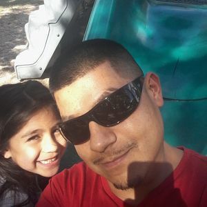 Meet your Posher, Carlos